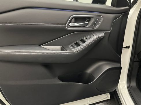 New 2026 Nissan Rogue Platinum AWD/4WD image 15