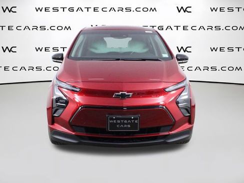 Used 2023 Chevrolet Bolt LT image 4