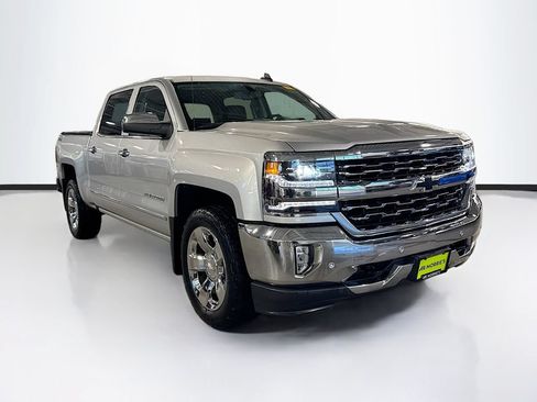 Used 2018 Chevrolet Silverado 1500 LTZ w/ Sport Package AWD/4WD image 3