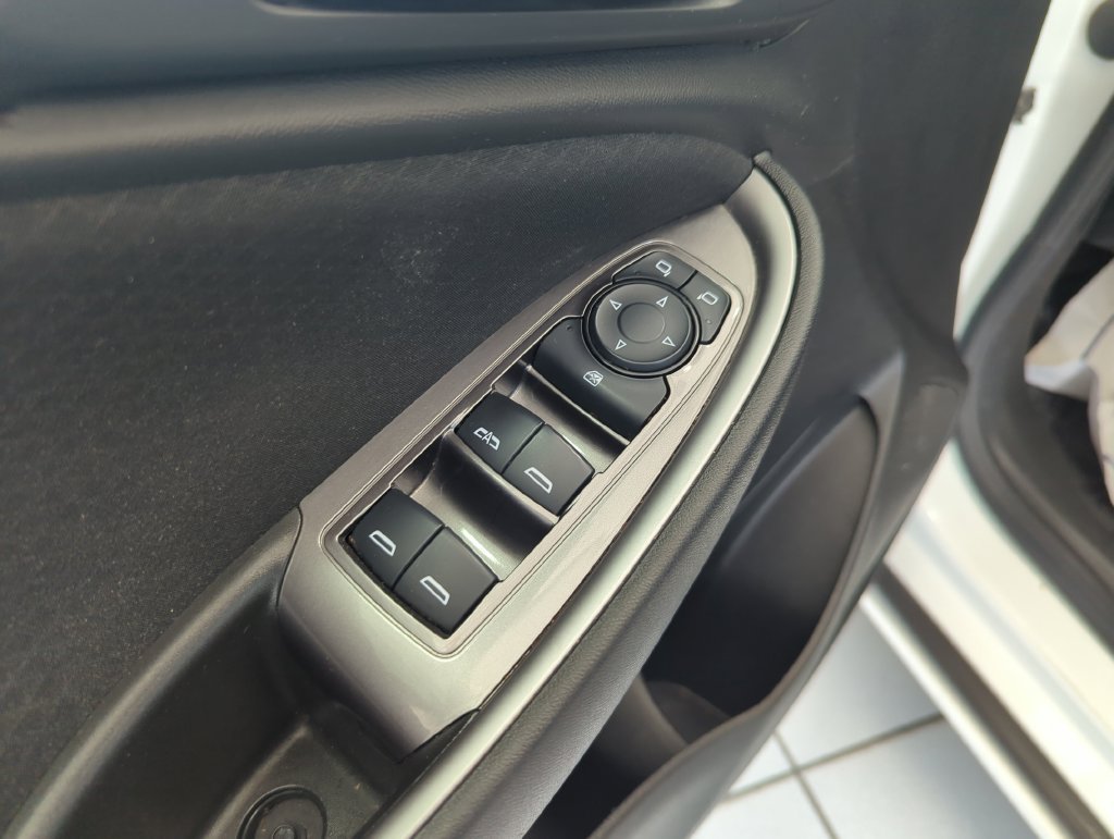 Used 2023 Chevrolet Malibu LT w/ Driver Confidence Package FWD image 13