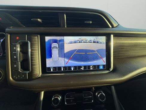 Used 2021 GMC Yukon Denali w/ Denali Ultimate Package image 20