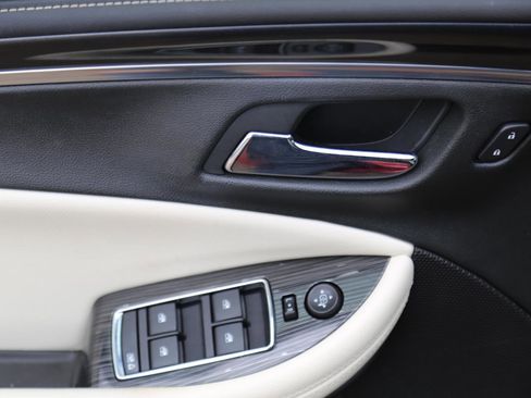 Used 2018 Chevrolet Impala LT w/ LT Leather Package image 8