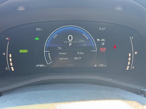 Used 2025 Toyota Camry SE w/ Convenience Package FWD image 28