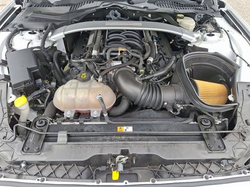 Used 2017 Ford Mustang Shelby GT350 w/ Electronics Package image 28