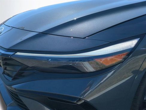 New 2026 Hyundai Elantra SEL Sport image 10