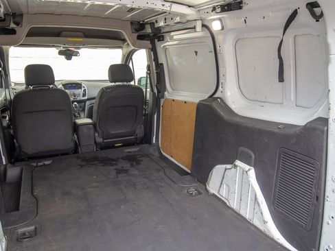 Used 2015 Ford Transit Connect XLT image 17