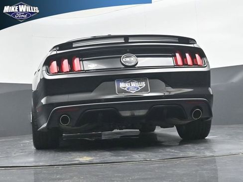 Used 2017 Ford Mustang GT Premium RWD image 22