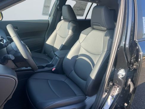 New 2026 Toyota Corolla Cross XLE image 9