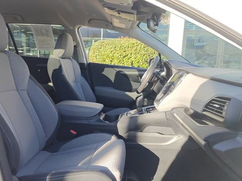 Used 2024 Subaru Outback Premium image 28