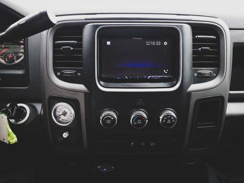 Used 2014 RAM 2500 Tradesman w/ Popular Equipment Group AWD/4WD image 4