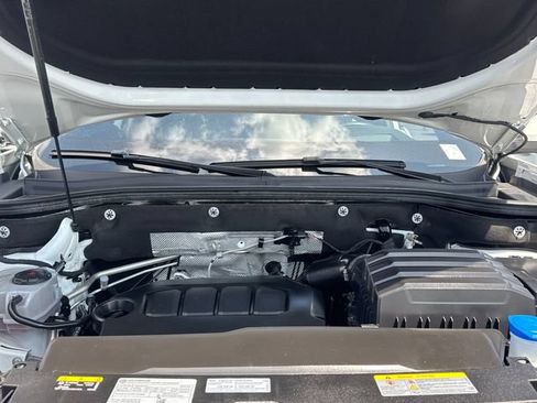 Used 2024 Volkswagen Atlas Cross Sport SEL R-Line AWD/4WD image 29