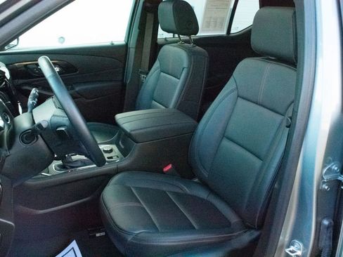 Certified 2024 Chevrolet Traverse RS image 22