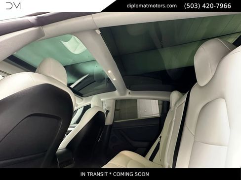 Used 2021 Tesla Model 3 Standard Range Plus image 23