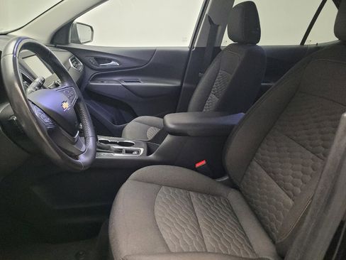 Used 2018 Chevrolet Equinox LT image 17