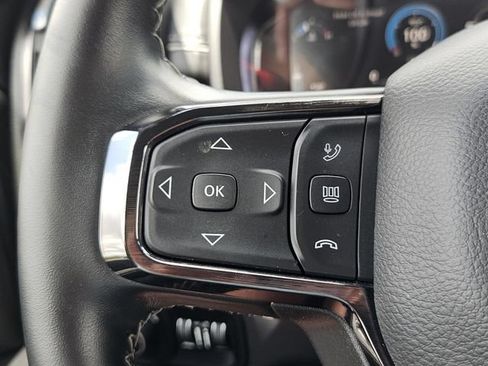 Used 2025 RAM 3500 Limited AWD/4WD image 38