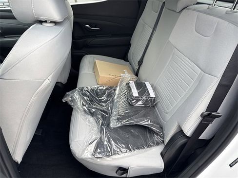 New 2026 Hyundai Santa Cruz SE image 12