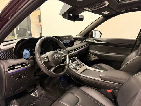 Used 2023 Hyundai Palisade Calligraphy image 11
