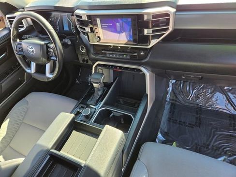 Used 2024 Toyota Tundra SR5 w/ SR5 Convenience Package image 17