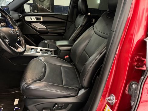 Used 2020 Ford Explorer ST w/ ST Street Pack AWD/4WD image 16