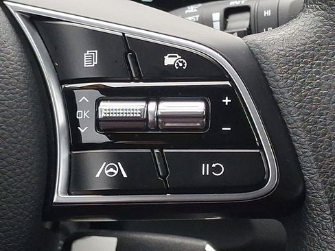 Used 2024 Kia Seltos LX image 22