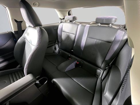 Certified 2026 MINI Cooper 2-Door Hardtop FWD image 26