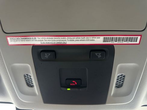Used 2025 Toyota Camry LE FWD image 19