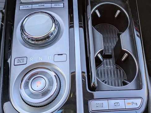 Used 2023 Genesis G80 2.5T image 19