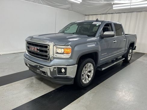 Used 2015 GMC Sierra 1500 SLT w/ SLT Crew Cab Value Package AWD/4WD image 5