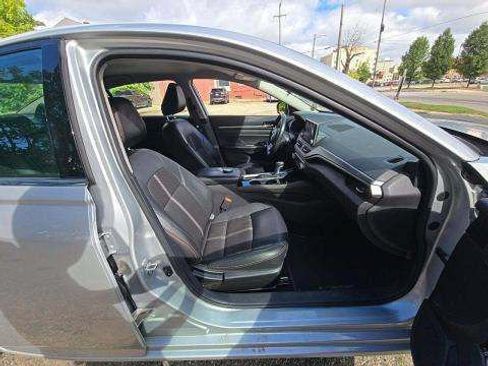 Used 2024 Nissan Altima 2.5 SR FWD image 5