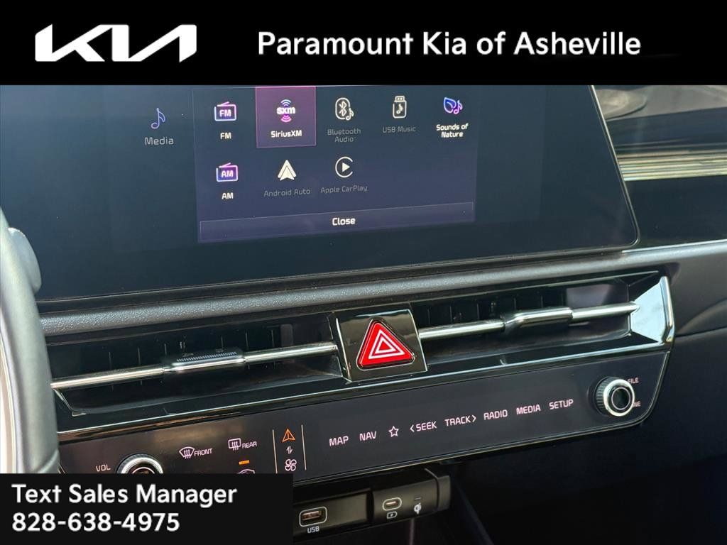Certified 2023 Kia Niro Wind FWD image 11