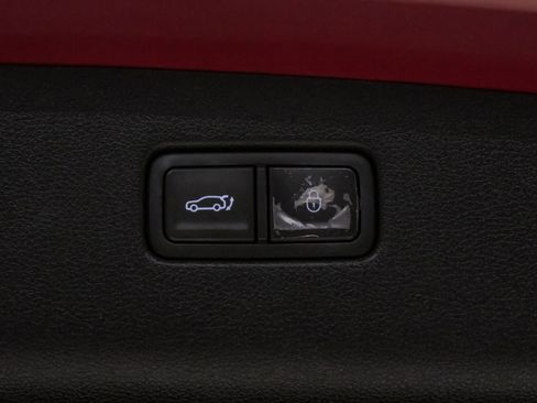 Certified 2023 Genesis GV70 2.5T Advanced w/ Advanced Package image 31