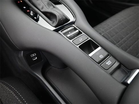 New 2026 Honda HR-V LX image 26