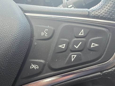 Used 2024 Chevrolet Malibu LT FWD image 29