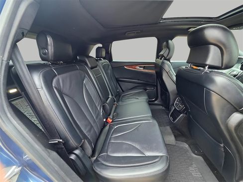 Used 2018 Lincoln MKX Reserve image 10