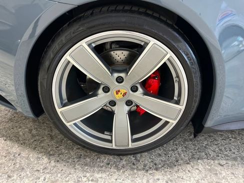 Used 2017 Porsche 911 Carrera 4S image 43