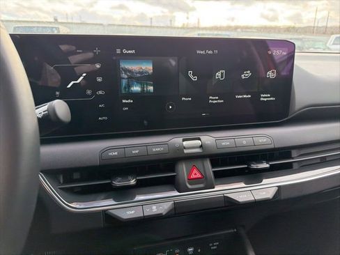 New 2025 Kia K4 EX image 12