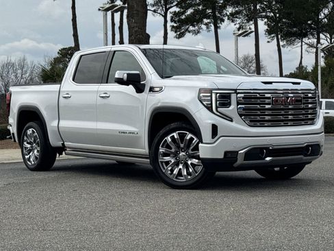 Used 2023 GMC Sierra 1500 Denali w/ Denali Reserve Package image 2