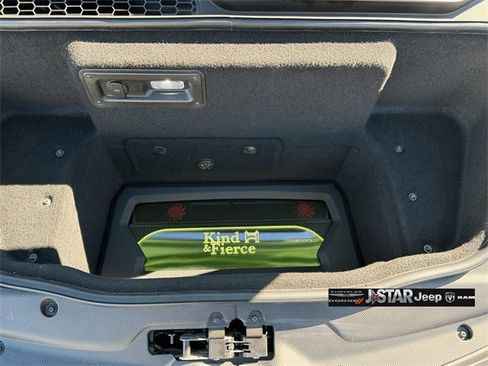 Used 2024 Lamborghini Huracan Sterrato image 13