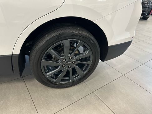 Used 2022 Chevrolet Equinox RS image 12