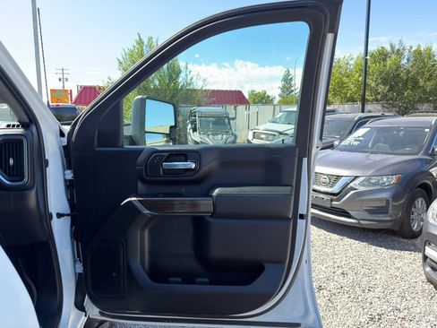 Used 2022 Chevrolet Silverado 2500 LT w/ Fleet Comfort Package AWD/4WD image 14