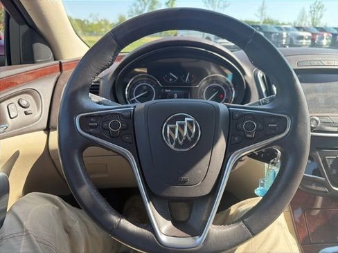 Used 2016 Buick Regal FWD image 36