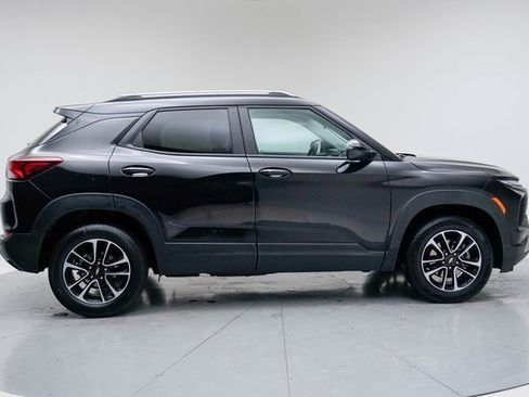 Used 2024 Chevrolet TrailBlazer LT w/ Convenience Package image 8