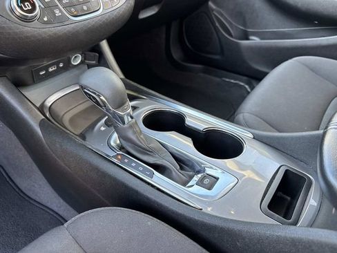 Used 2024 Chevrolet Malibu LT image 33