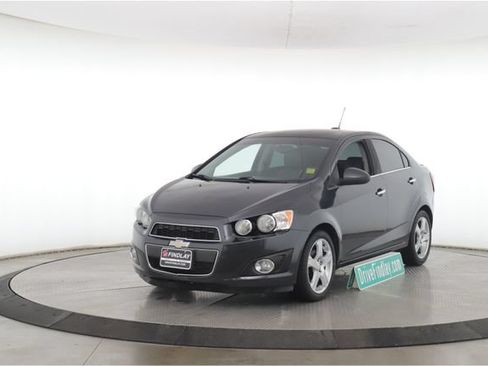 Used 2015 Chevrolet Sonic LTZ FWD image 10