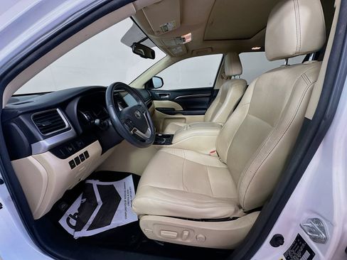 Used 2016 Toyota Highlander Limited FWD image 20