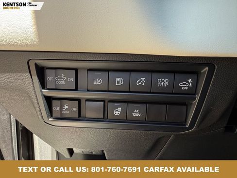 Used 2023 Toyota Tundra Capstone AWD/4WD image 18