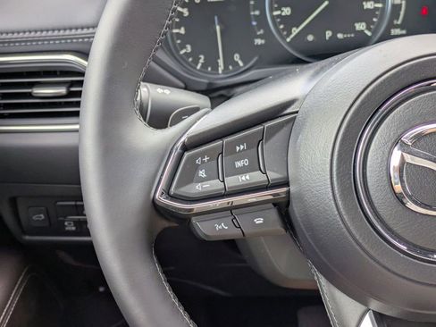 New 2025 MAZDA CX-5 Signature image 16