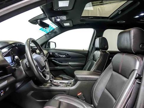Used 2023 Chevrolet Traverse RS AWD/4WD image 13