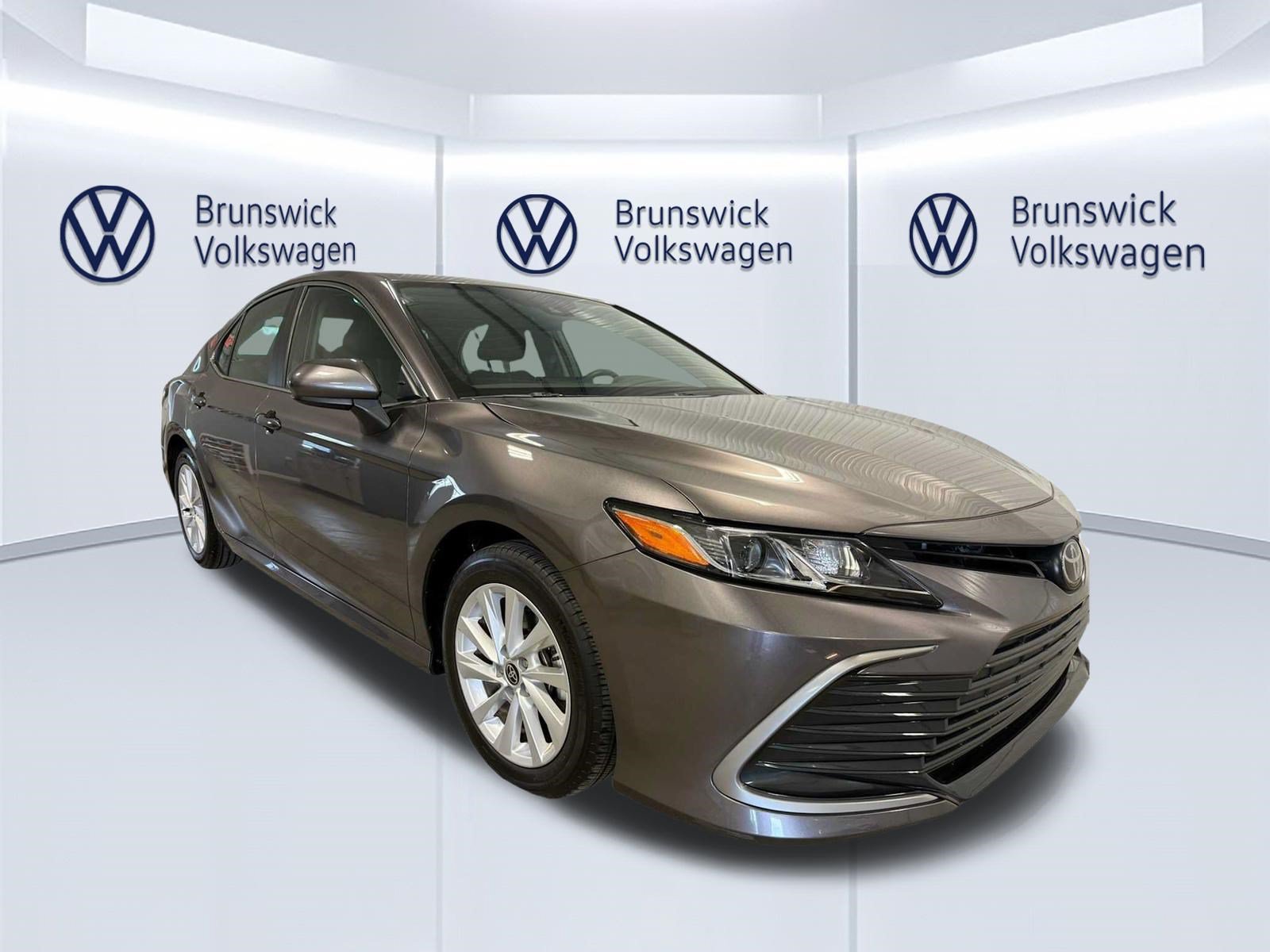 Certified 2024 Toyota Camry LE FWD image 10