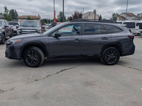 Used 2024 Subaru Outback Onyx Edition AWD/4WD image 2